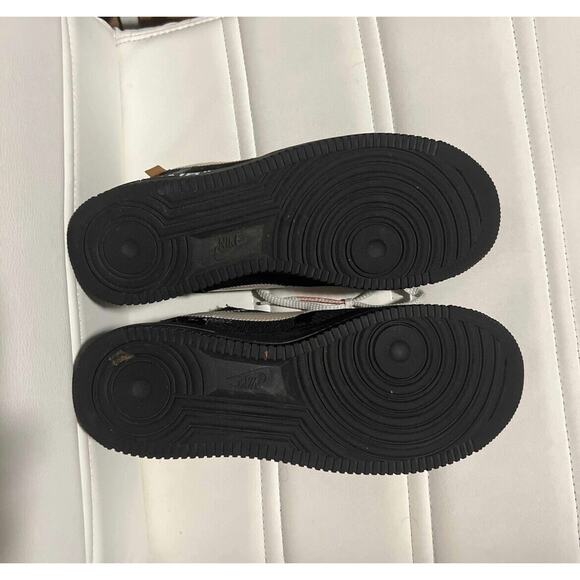Size 9.5 - Nike Air Force 1 Low x OFF-WHITE Black 2018 main image 5